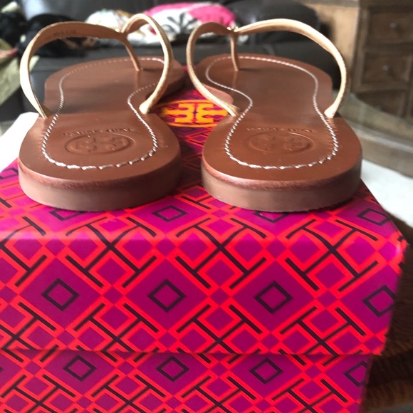 ⭐️SOLD ON MERCARI⭐️Tory Burch Terra Thong Sandals - Picture 4 of 6
